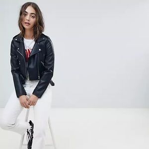 Cropped leather jacket